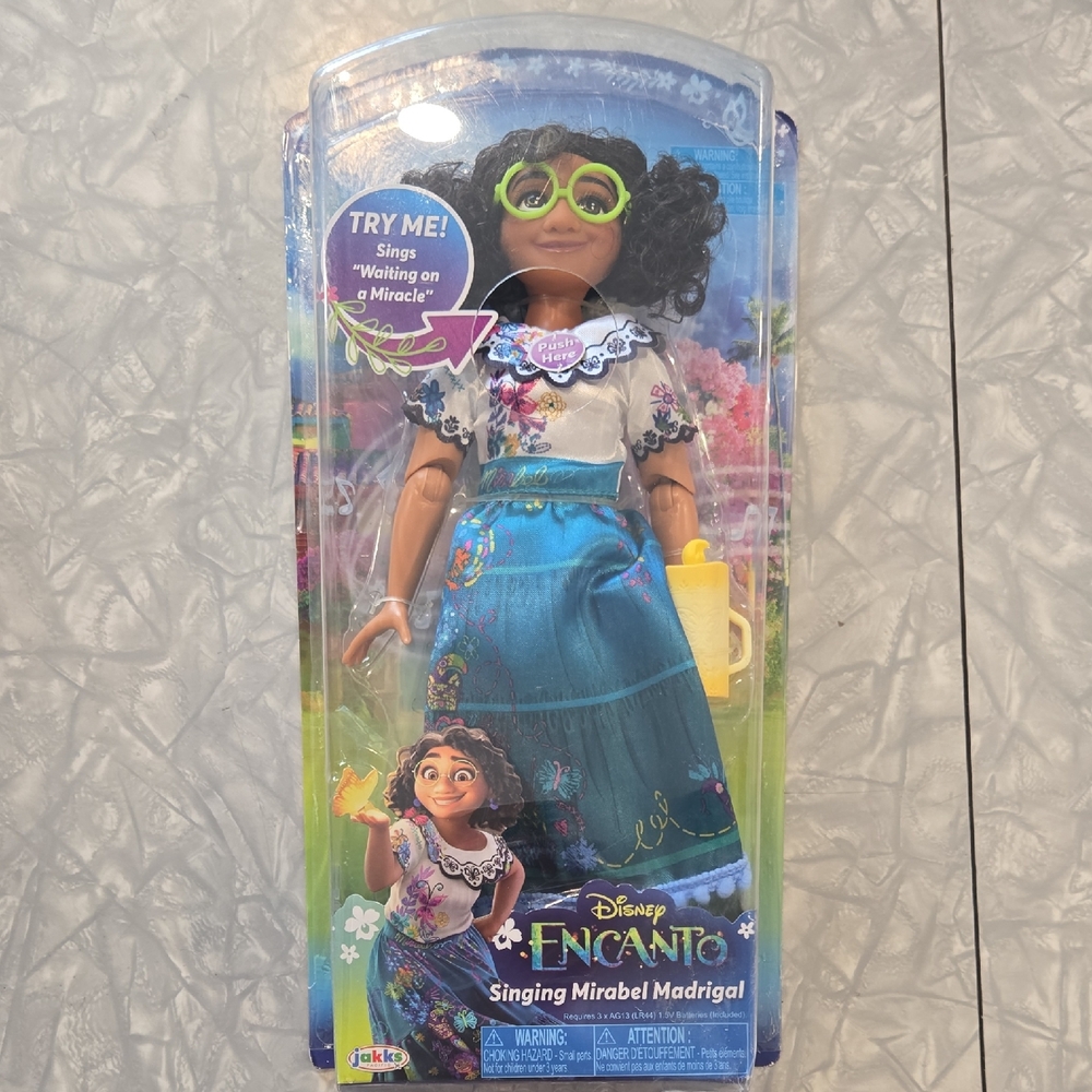 Disney Encanto‎ Singing Mirabel Madrigal Doll | Jakks Pacific | NIB